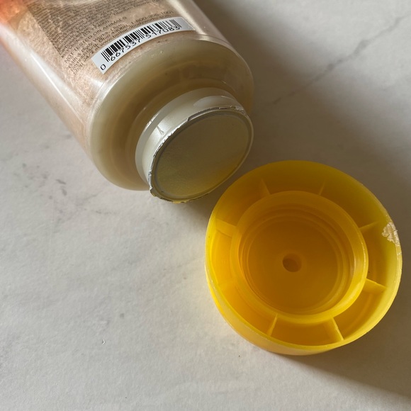 Oahu Coconut Sunset Body Scrub NEW - Picture 3 of 3